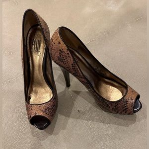 Pelle Moda Heels